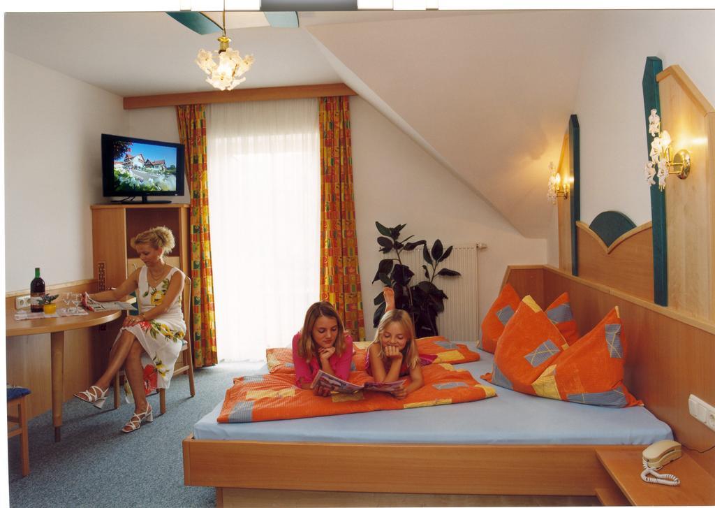 Pension Gabriele Unterlamm  Room photo